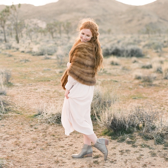 Meet Your Posher! - Picture 3 of 4